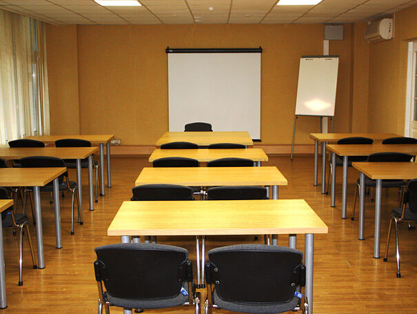 Зал Песчаный